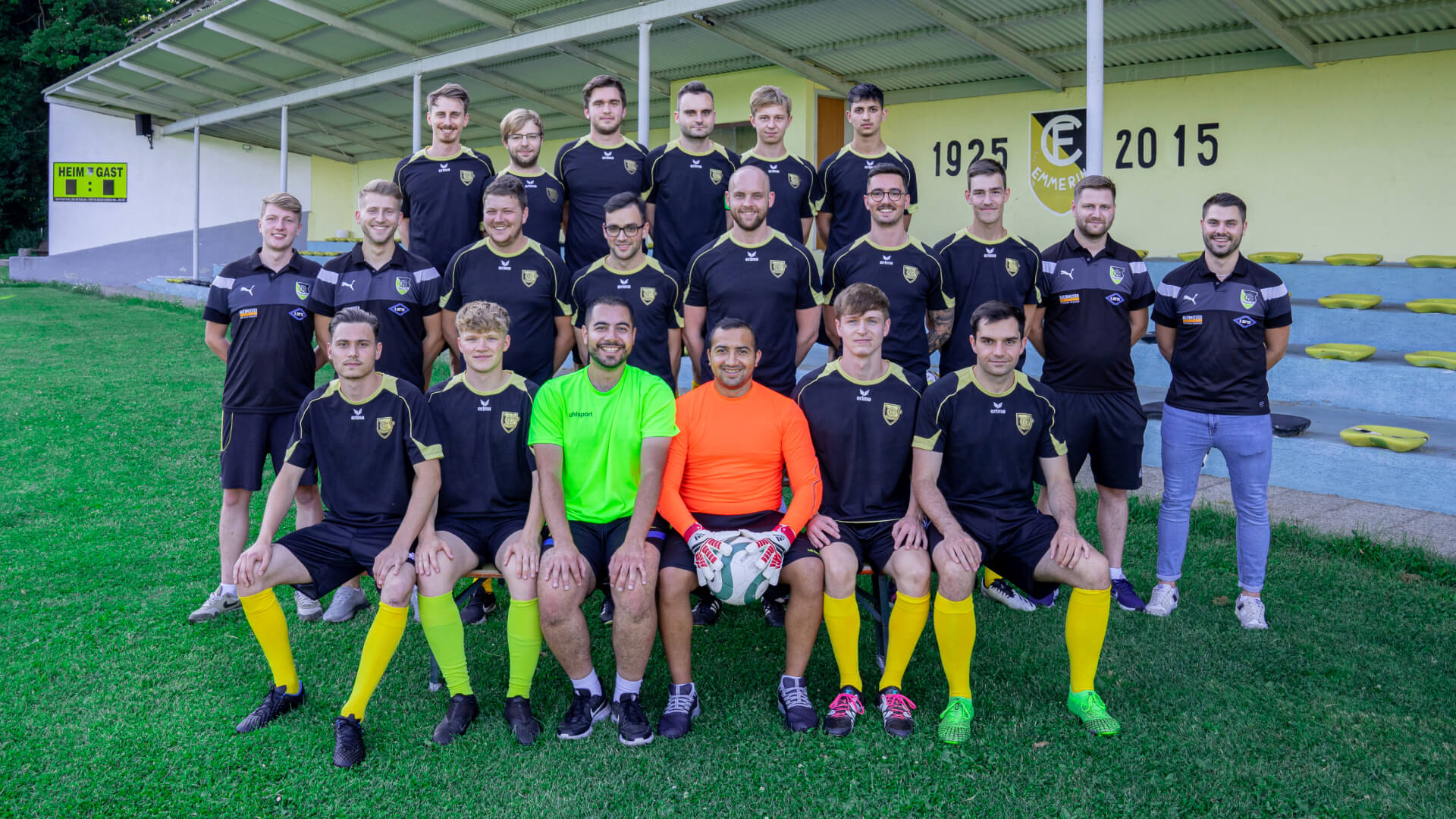 erstedritte-1 Mannschaftsfoto Erste FC Emmering